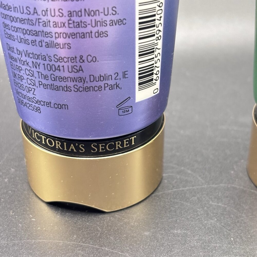 Set Of 2 Victoria Secret Hydrating Body Lotion Pear Glacé & Midnight Bloom 8 oz - Picture 13 of 16